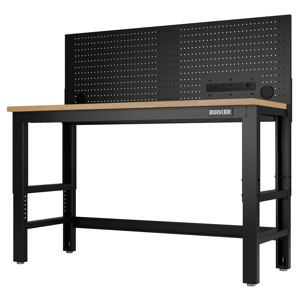 BUNKER werkbank met hardhouten werkblad en hangbord met stekkerdoos, 1550 mm
