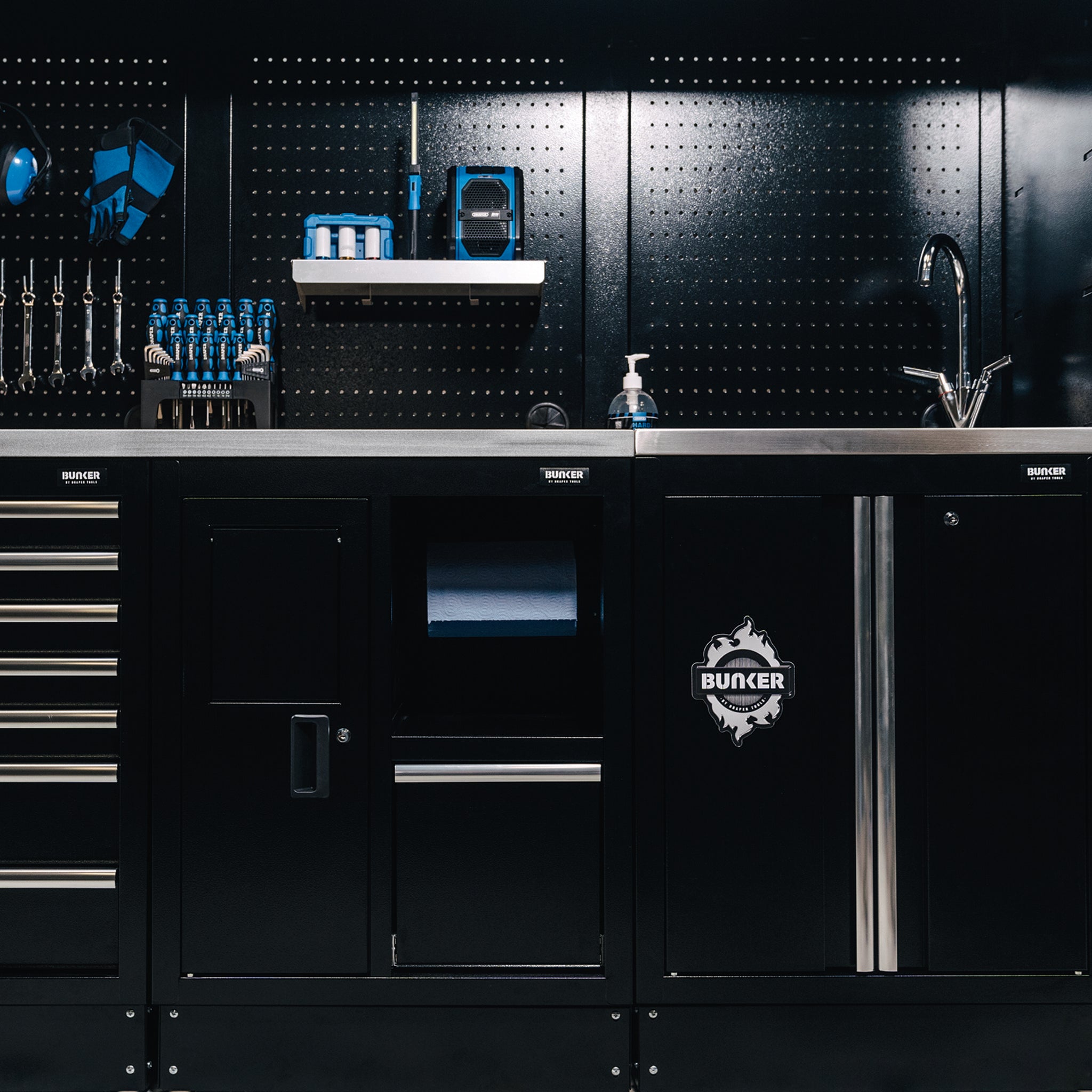 BUNKER modulaire multifunctionele vloerkast, 680 mm